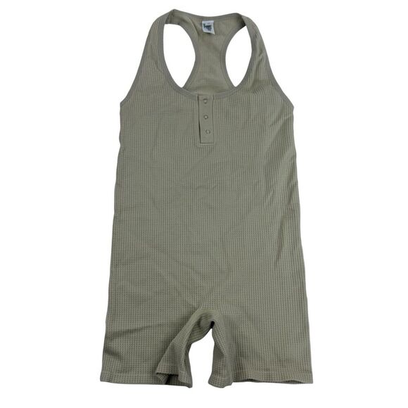 Colsie Racerback One Piece Romper Henley Waffle Knit Stretch Beige/Taupe Sz L - Picture 1 of 13